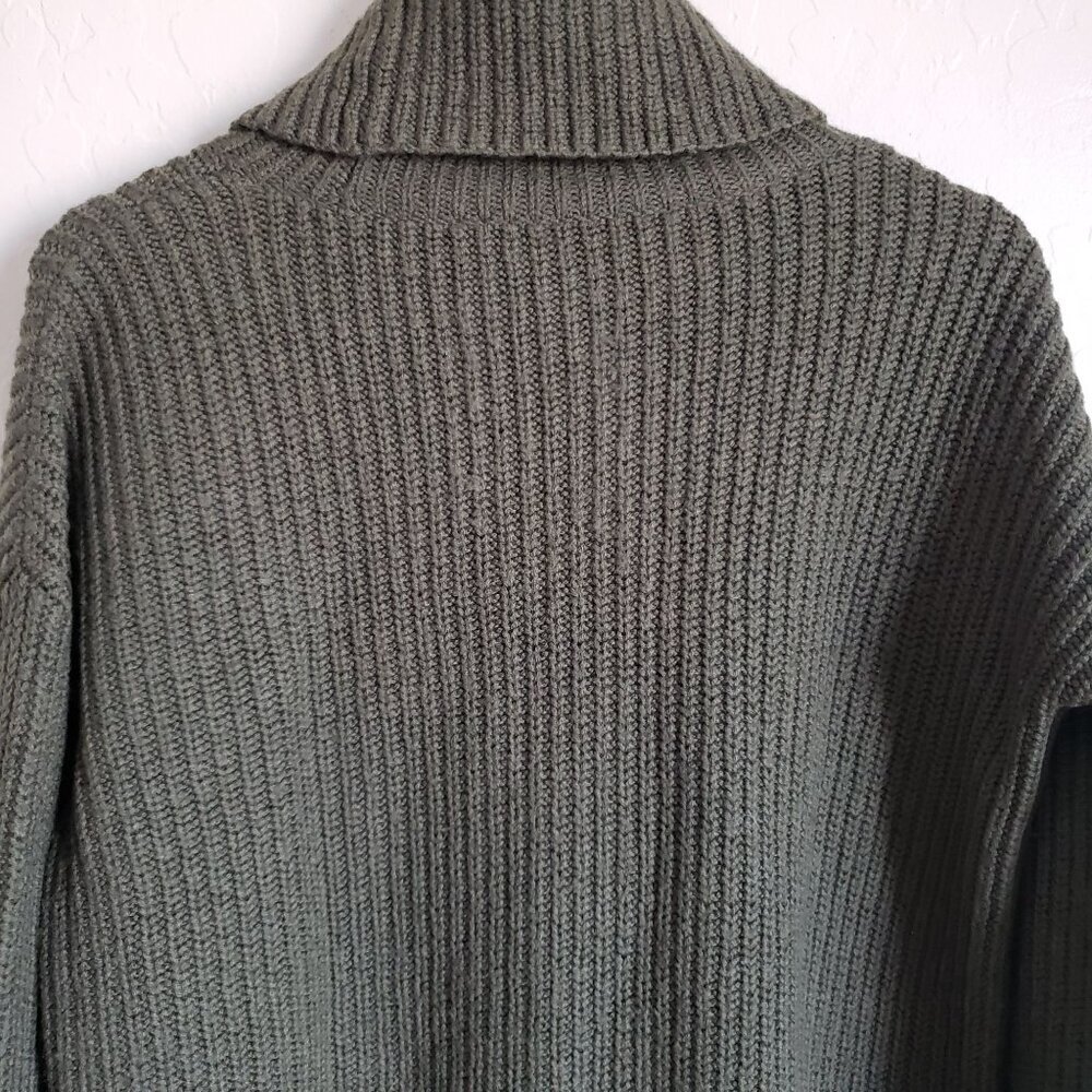 Alice + Olivia 100% Wool Knit Turtleneck Sweater Oversized Olive Green Womens XS - Picture 9 of 11